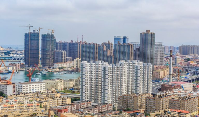 beautiful-city-view_1417-1545